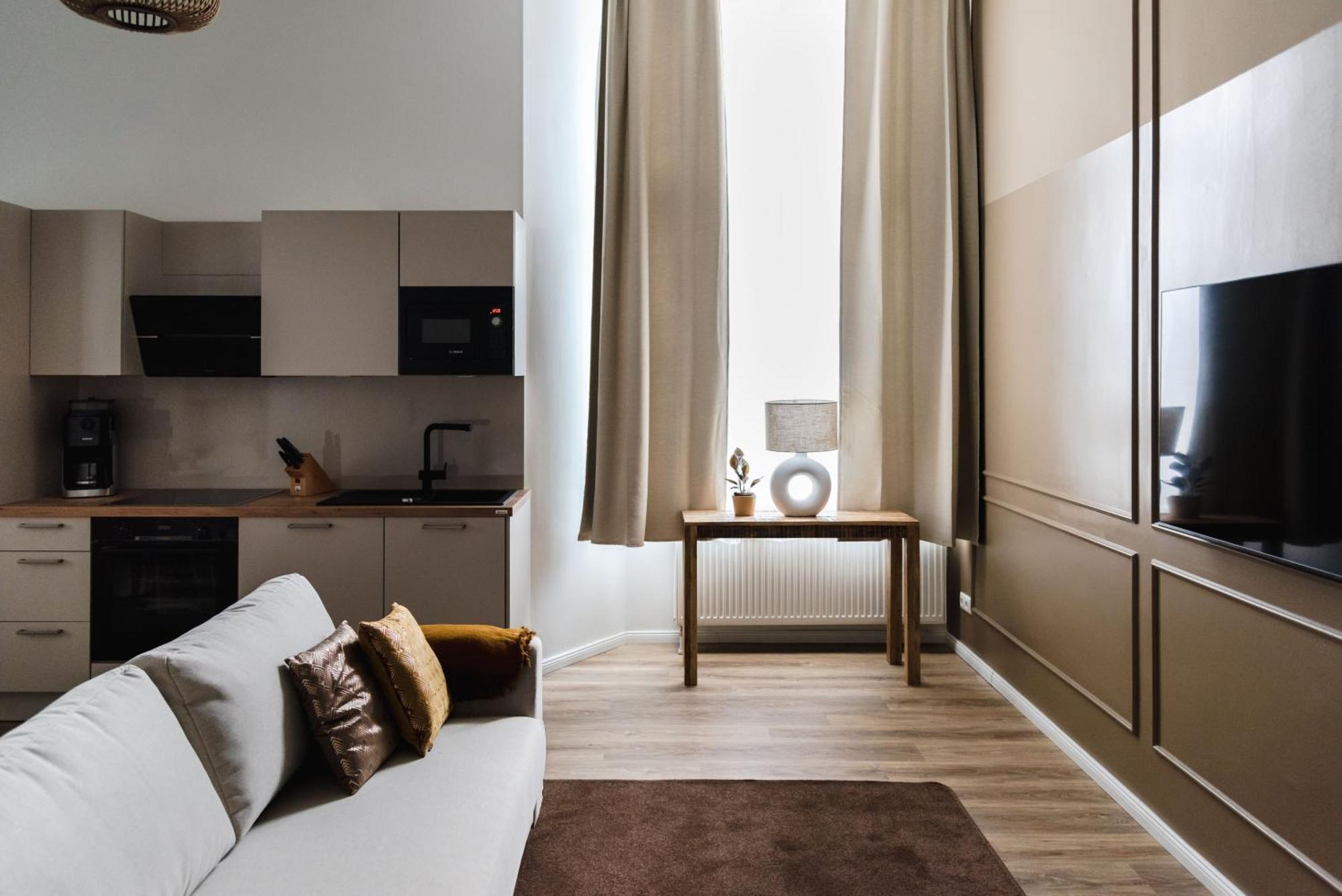 Exklusive Luxus-Unterkunft In Berlin Mitte: 2 Apartments, 130M², Designer-Moebel, Co2 Neutrale Reinigung Exterior foto